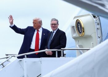 Starmer paralajmëroi njohjen e shtetit palestinez, Trump: Po bën të njëjtën gjë si Macron, por…