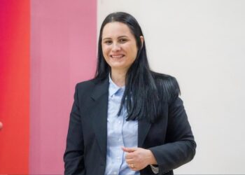 Kush është deputetja që i mori mandatin Zegjine Çaushit pas rinumërimit të votave në qarkun e Fierit?
