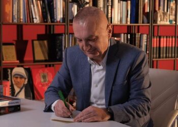 “Nga nesër do nis me letra nga burgu”, Ilir Meta: Letrën e parë e kam për Arben Ahmetajn