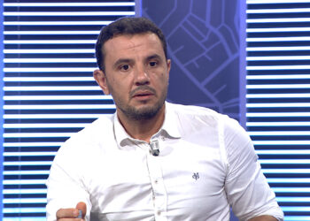 “Më vjen turp, jemi të dënuar të…”, Pano Soko thyen heshtjen për sherrin te “Nisma Shqipëria Bëhet”