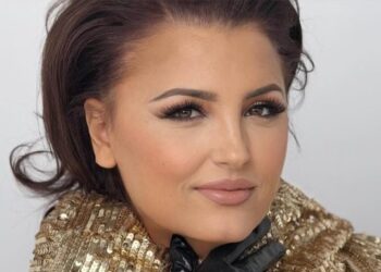 “Ka gjëra personale që s’do t’i zbuloj kurrë…”/ Reagon ashpër Parashqevi Simaku, ja çfarë e lëndoi këngëtaren