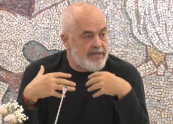 LIVE/ “Do krijohet lista e zezë, do ketë penalitete të rënda!”/ Rama paralajmëron ndërtuesit problematikë: Nxitoni pa dalë ende akti