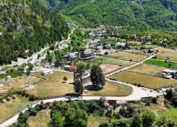 VIDEO / Rama ndan pamjet: Ja Thethi pas operacionit nga kanceri i paligjshmërisë