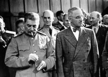 Historia, 11 takime mes presidentëve të SHBA dhe Rusisë. Shumica për dhënien fund të luftërave botërore