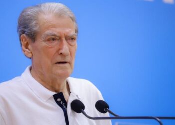 ‘Zbutjen’ Trump-Putin, Berisha e sheh si ‘amnisti’ për paratë ruse?!