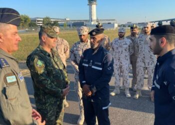 Situata nga zjarret, ministria e Mbrojtjes: Mbërrijnë 2 helikopterë ‘Black Hawk’ nga Emiratet e Bashkuara Arabe