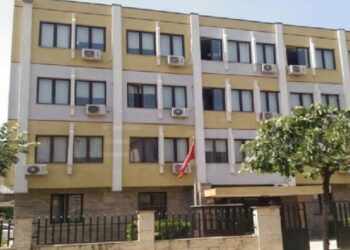 Trafikonte armë zjarri dhe municione drejt Italisë, lihet në burg Françesk Mecaj