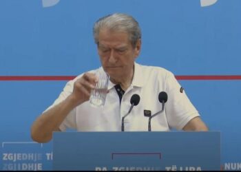 Berisha i bën ‘bisht’ pyetjes nëse PD do i marrë mandatet e deputetëve në shtator: Në ditët që do vijnë do…