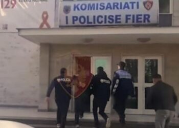 Kontrabandonin karburant me autobot, dy të arrestuar dhe një në kërkim!