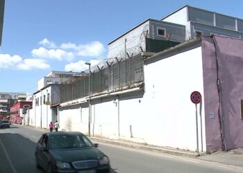 Vdekja e Besnik Koçiut në burg/ Helsinki: U mbajt tetë ditë i sëmurë në qeli, duhej të trajtohej menjëherë
