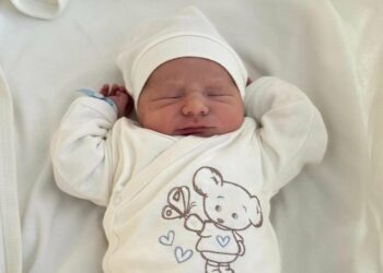 Dy foshnje vijnë në jetë përmes fertilizimit “in vitro” në maternitetin “Koço Gliozheni”