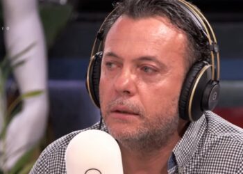 I martuar dhe me fëmijë/ Habit Laert Vasili: Vjen e më thotë që është i yti, perlë…