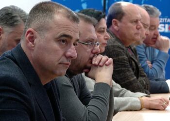 Nga opozita në pushtet! Demokratët e Vlorës që iu bashkuan PS-së! Deromemaj hapi rrugën e “eksodit blu”