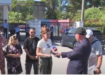 Bllokimi i News24, flet drejtoresha Anila Jola: 230 punonjës në rrugë, nuk u lejuam të hynim në godinë si të ishim kriminelë