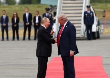 Nga marrja e Donbasit, heqja e sanksioneve dhe “mbrojtja” nga NATO, ja çfarë i kërkoi Putini Trumpit në Alaskë