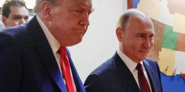 “Nuk ke çfarë kërkon në takimin tim me Zelenskyn”/ Putin i jep përgjigjen e papritur Trumpit