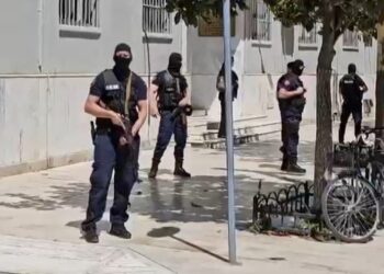 Qëlluan me armë ndaj policisë, Gjykata vendos masën për Ardit Domin dhe Leonard Çalin