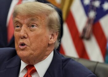 Pas deklaratave të Medvedev, mobilizohet Trump, vendos nëndetëset bërthamore amerikane pranë Rusisë