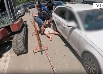 U arrestua 4 muaj pas vrasjes së Renato Hoxhës në Vlorë, gjykata jep masën e sigurisë