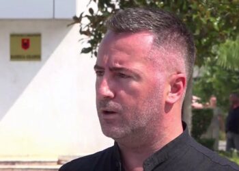 Gramshi pas zjarrit shkatërrues, nëkryetari i bashkisë tregon si do të kompensohen banorët