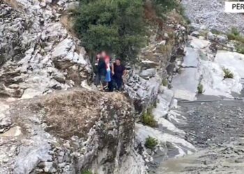 Bllokohen 14 turistë të huaj në kanionin e Langaricës në Përmet, policia u vjen në ndihmë