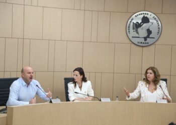 Komisioni Rregullator certifikon rezultatin e zgjedhjeve të 11 majit