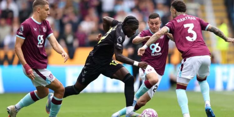 Premier League, Broja sërish në tribunë, Xhaka pëson humbjen e parë