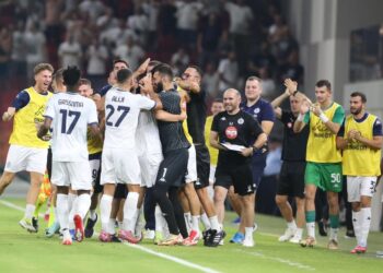 Dinamo bën mrekullinë, mund gjigantët e Hajduk Split dhe kualifikohet në play off-et e Conference League