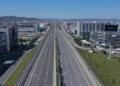 Autostrada Tiranë-Durrës në rikonstruksion, shpallet fituesi për tenderin e aksit Vorë-Ura e Dajlanit