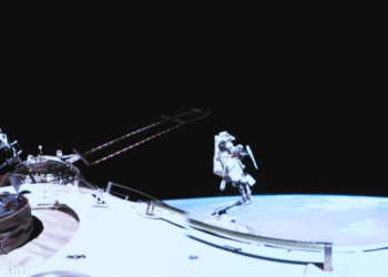 Astronautët e Shenzhou-20 përfundojnë serinë e tretë të aktiviteteve hapësinore