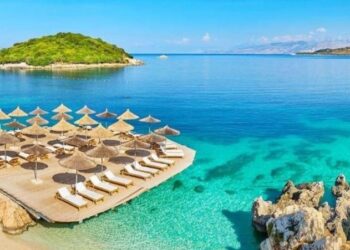 Britanikja Express: Shqipëria, oaz turizmi në mes të krizës së zjarreve