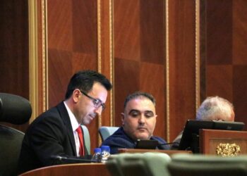 Kryesia e Kuvendit të Kosovës mblidhet nesër, PDK-ja dhe LDK-ja e cilësojnë antikushtetuese