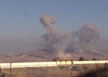 Izraeli bombardon tunelin e Hezbollahut  në Liban/ IDF: Aktiviteti ushtarak i tij, shkelje e marrëveshjes mes dy vendeve