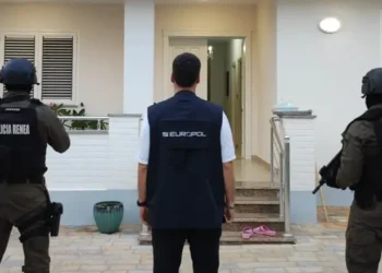 Drogë nga Amerika Latine në BE, Europol godet rrjetin shqiptar të trafikut të kokainës, 10 të arrestuar
