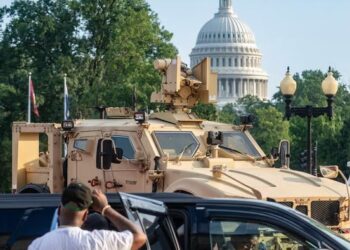 Ushtria në rrugët e Washington, kryebashkiakët nuk “dorëzohen” ndaj Trump