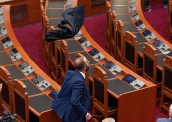 Në PD ‘beteja’ bëhet për karrigen e Gazment Bardhit