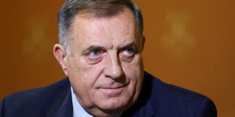 U dënua me një vit heqje lirie, paralajmëron Dodik: Askush s’mund të përmbysë vullnetin e qytetarëve