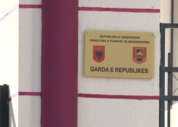 Arrestohet punonjësi i Gardës, kanosi me armën e shërbimit të afërmin e tij