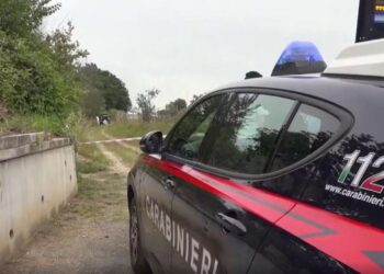 Përleshje dhe dhunë fizike mes dy familjeve shqiptare në Itali, përfundojnë në spital 5 persona