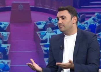 “Kushdo që ka një mendim ndryshe në PD ta thotë në forumet, jo në televizion”, Këlliçi: Partia Demokratike ka nevojë për ristrukturim, por…