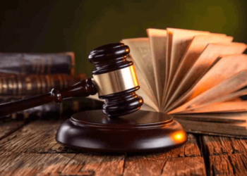 Shtetin e bën ligji