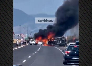VIDEO / Tre shqiptarë të vdekur në Greqi, u shkrumbuan nga flakët pas aksidentit tragjik