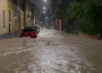 Moti i keq godet sërish Italinë, përmbytje, stuhi dhe alarm në disa rajone
