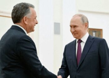 Afati për armëpushim drejt fundit, i dërguari i Donald Trump takohet me Vladimir Putinin në Kremlin