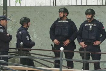 Serbia arreston shqiptarin, ekspertët: Hakmarrje e Beogradit për zbulimin e spiunëve