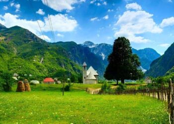 Thethi, përvojë që lë gjurmë/ Fshati piktoresk, destinacioni më i kërkuar i të huajve
