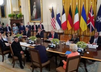 Diskutimet me Trump, Merz dhe Macron kërkojnë armëpushim para takimit Putin-Zelensky