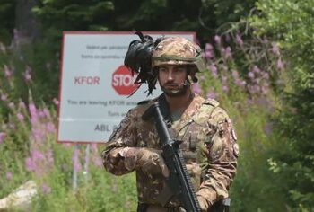 Amerika gjithmonë krah Kosovës, zëvendës-ndihmës sekretari i Mbrojtjes: Jemi këtu për sigurinë