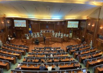 Konstituimi i Kuvendit, BE thirrje partive parlamentare të respektojnë vendimin e Kushtetueses