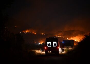 Reagimi i ministrit të Brendshëm ndaj zjarreve: Autorët do të përballen me drejtësinë pa asnjë tolerancë